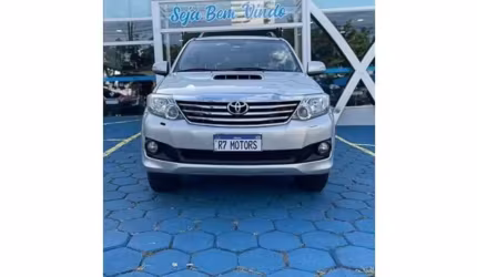 Toyota hilux sw4 2013 3.0 srv 4x4 16v turbo intercooler diesel 4p manual