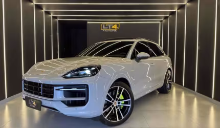 Porsche cayenne 2024 3.0 v6 e-hybrid awd tiptronic s