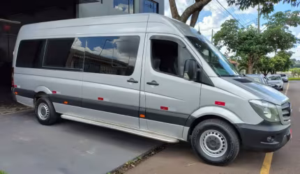 Mercedes sprinter 415 executiva 09 lugares – carteira b - 2019 raridade!!