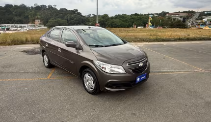 Prisma ltz 1.0 2013  completo - ar 