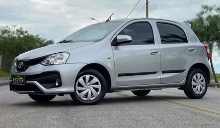 Toyota etios hb x 13l mt 2018
