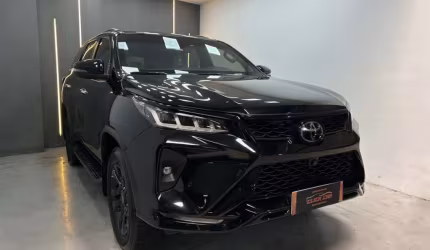 Toyota hilux sw4 2022 2.8 d-4d turbo diesel diamond 7l 4x4 automático