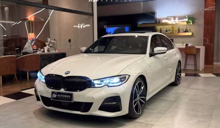 Bmw 320i 2.0 tb m sport a.flex/m.sport 4p  - branca - 2021/2022