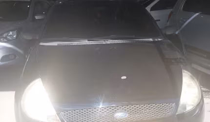 Carro bem econômico 1.0 zetec rocam