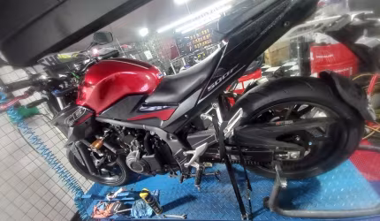 Vendo cb 500 f 
preço da fipe pra vender rápido.

