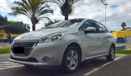 Peugeot 208 manual - branco pérola 