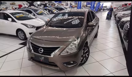 Nissan versa flex automático