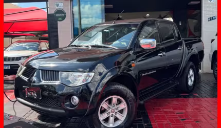 L200 triton hpe 3.2 cd tb int.diesel aut. 2009 bem conservada/raridade financia 100%