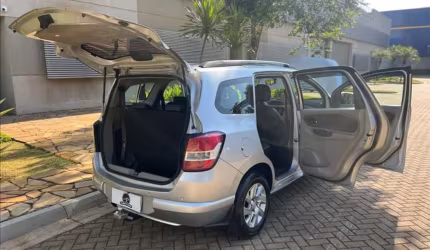 Chevrolet spin 1.8 ltz 8v - 2013/2013