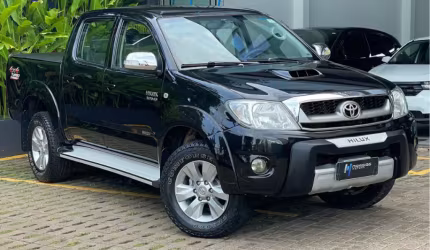 Toyota hilux srv 3.0 diesel 4x4 manual 2011