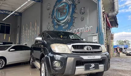 Toyota hilux 2011