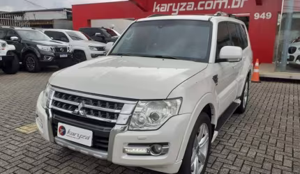 Mitsubishi pajero full hpe 4x4 3.2 tb-ic 2p 2015