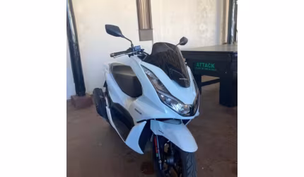 Honda pcx 160 dlx abs 2024