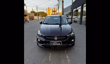 Fiat cronos 1.8 e.torq precision at6 - 2018/2019