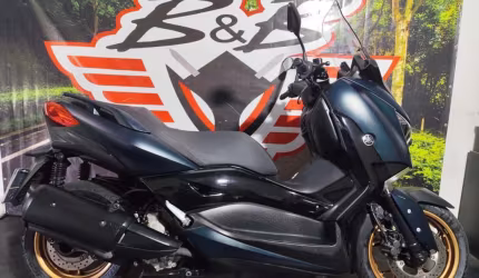 Yamaha xmax 250 abs 2023