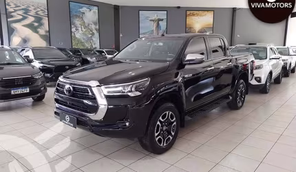 Toyota hilux 2.8 d-4d turbo cd srx 4x4 - 2023/2023
