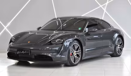 Porsche taycan 4s (elétrico)