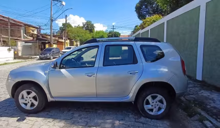 Duster 2012 d 2.0 - flex/gnv - autom.