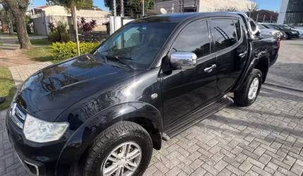 Mitsubishi l200 triton hpe d 2017