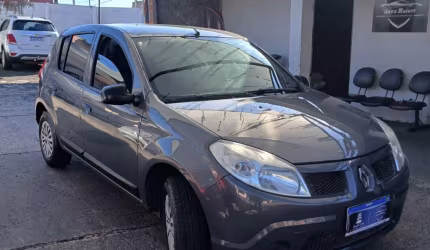 Sandero 2010