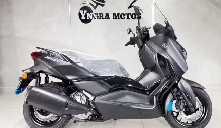 Yamaha xmax 250 connected 