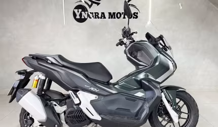 Honda adv 150