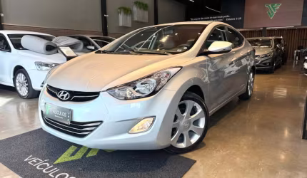 Hyundai elantra gls 2012