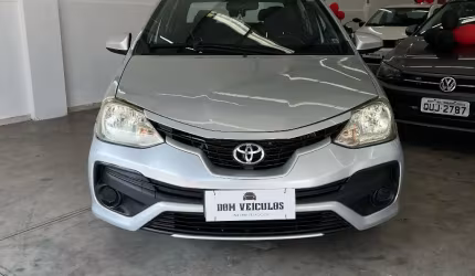 Toyota/etios xs sedan