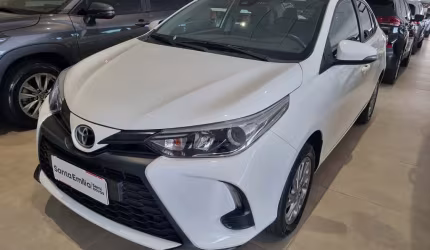 Toyota yaris yaris 1.5 xl plus connect cvt