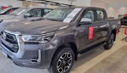 Toyota hilux 2.8 tdi srx plus cd 4x4 4p