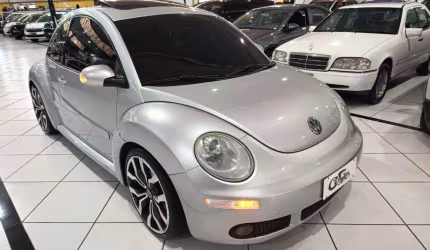 Volkswagen new beetle 2010 2.0 mi 8v gasolina 2p automático