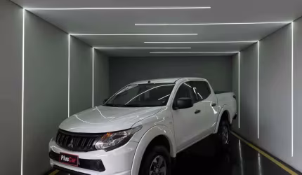 Mitsubishi l200 triton 2022 2.4 16v turbo diesel sport gls cd 4p 4x4 automático