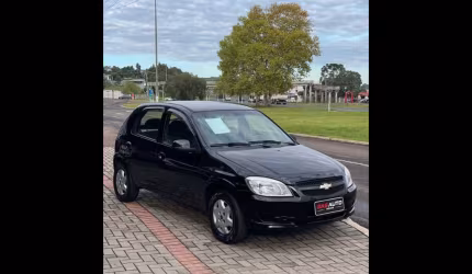 Chevrolet celta spirit/ lt 1.0 mpfi 8v flexp. 5p  - preta - 2012/2013