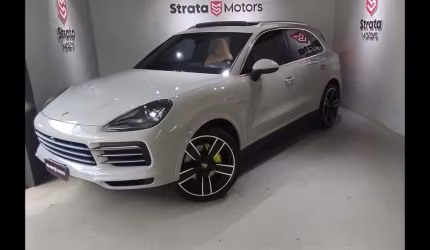 Porsche cayenne e-hybrid 3.0 v6 462cv