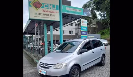 Volkswagen spacefox trendline 1.6 completa flex - prata - 2008/2008