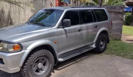 Pajero gls sport 2000 4x2 gasolina e gnv