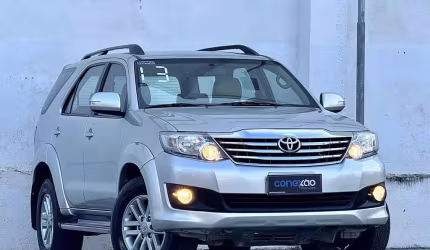 Toyota hilux sw4 2013 2.7 sr 4x2 16v flex 4p automático