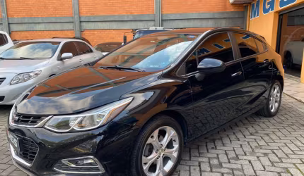 Cruze hatch lt 1.4 turbo at 2017/2017