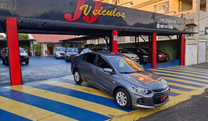 Gm onix 1.0 plus lt at. tb 2023 baixo km 