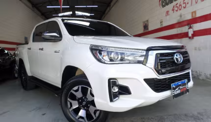 Toyota hilux 2.8 srx cd tbdiesel 4x4 2020
