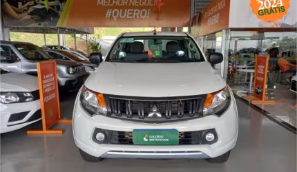 Mitsubishi l200 triton 2023 2.4 16v turbo diesel gl cd 4x4 manual