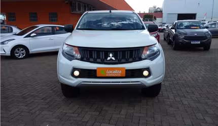 Mitsubishi l200 triton 2023 2.4 16v turbo diesel gl cd 4x4 manual