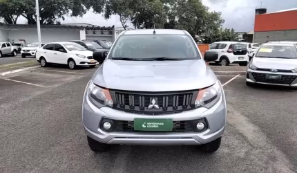 Mitsubishi l200 triton 2023 2.4 16v turbo diesel gl cd 4x4 manual