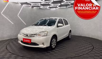 Toyota etios 1.3 x 16v 4p