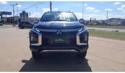 Mitsubishi l200 triton 2025 2.4 16v turbo diesel sport hpe-s terra cd 4p 4x4 automático