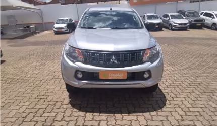 Mitsubishi l200 triton 2023 2.4 16v turbo diesel gl cd 4x4 manual