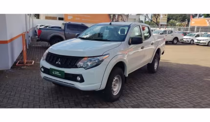 Mitsubishi l200 triton 2023 2.4 16v turbo diesel gl cd 4x4 manual