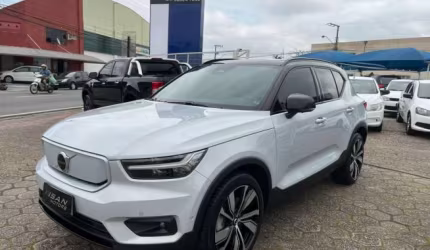 Volvo xc 40 recharge 2022 
