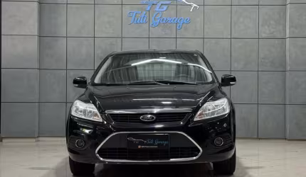 Ford focus /  2l fc flex - preta - 2011/2011