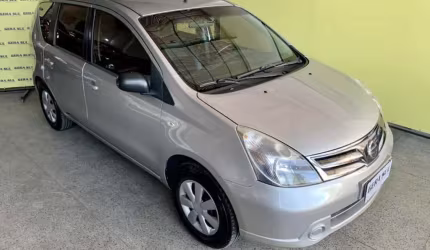 Livina 1.6 16v flex 13/14 prata